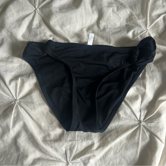 Womens Small Ardene Black Cheeky Swimsuit Bottoms - Picture 1 of 3